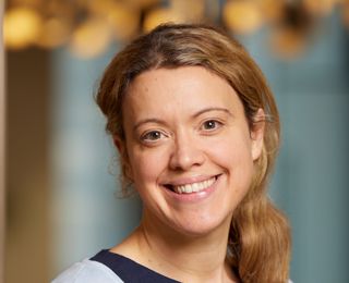 Charlotte Healey Headshot