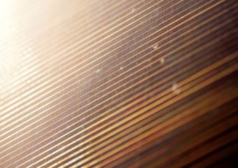 Sunshine on solar panel. (Photo: Ole Martin Wold)